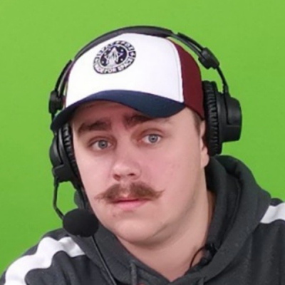 etienne_moustache
