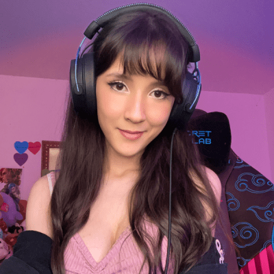 emiliacosplay
