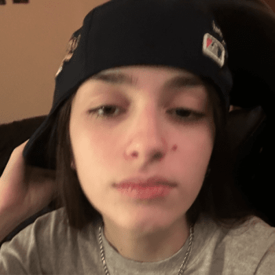 nicole_